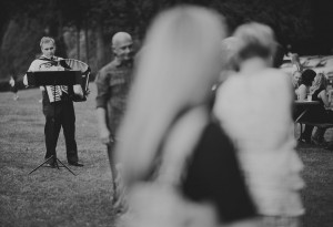 parisian park wedding 239 300x205 Sarah + Trent in Vancouver photo